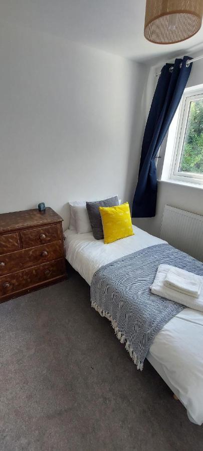 Modern Town House In Mid Wales Holiday home *