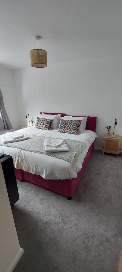 Holiday home Modern Town House In Mid Wales *